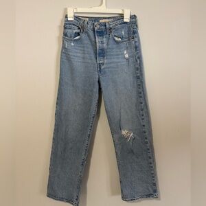 Levi’s Ribcage Straight Ankle Jeans